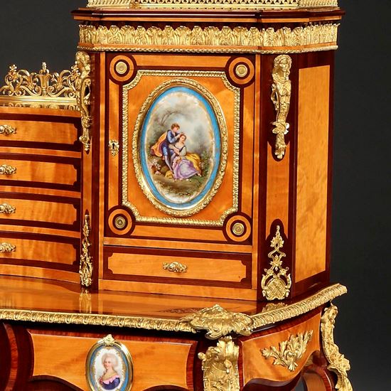 A Magnificent Bonheur du Jour of Exhibition Quality Attributed to Holland & Sons
