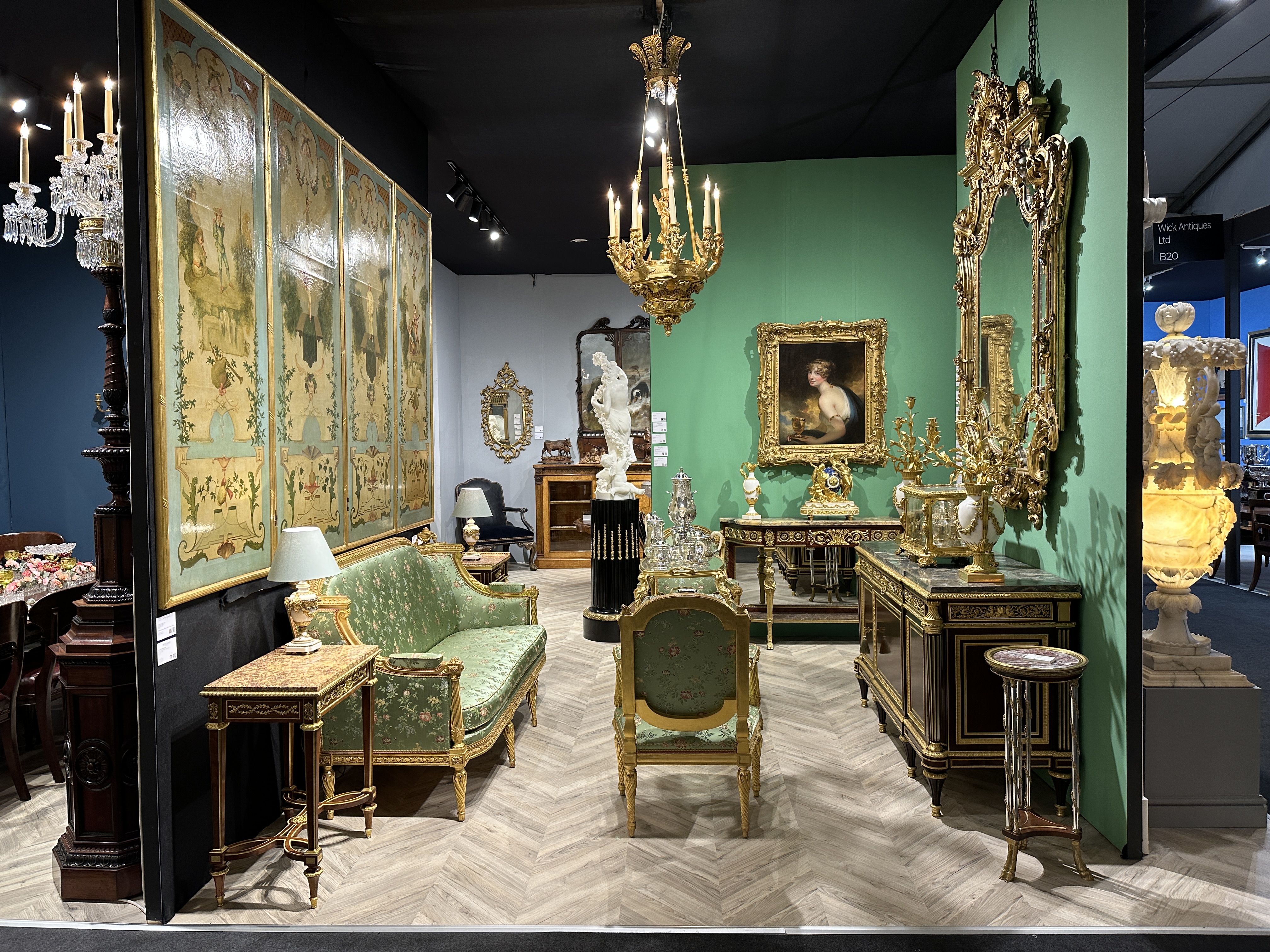 LAPADA Berkeley Square Fair