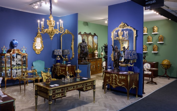 The LAPADA Berkeley Square Fair 2025