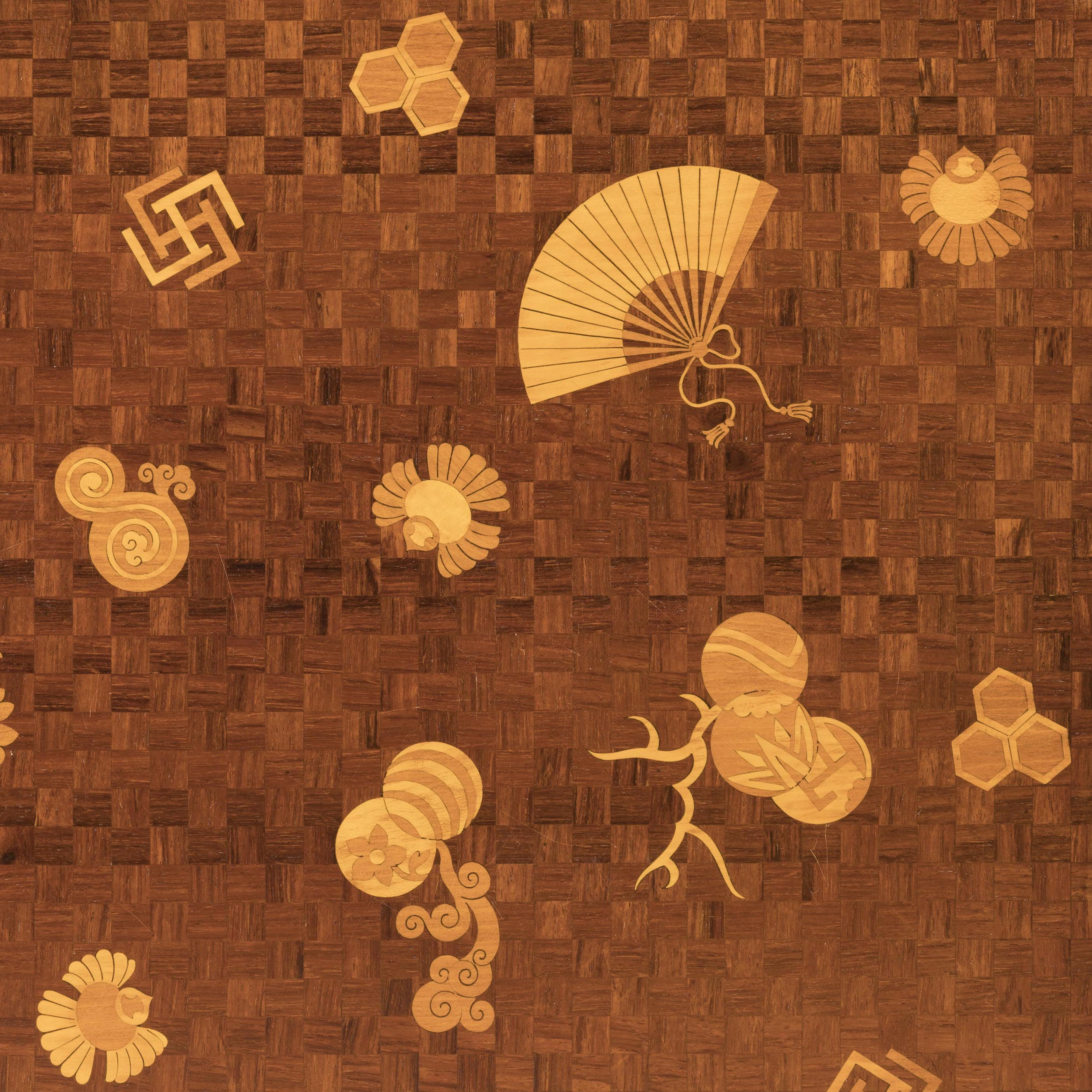 An Exquisite Ebonised 'Japonisme' Table in the manner of G. Viardot