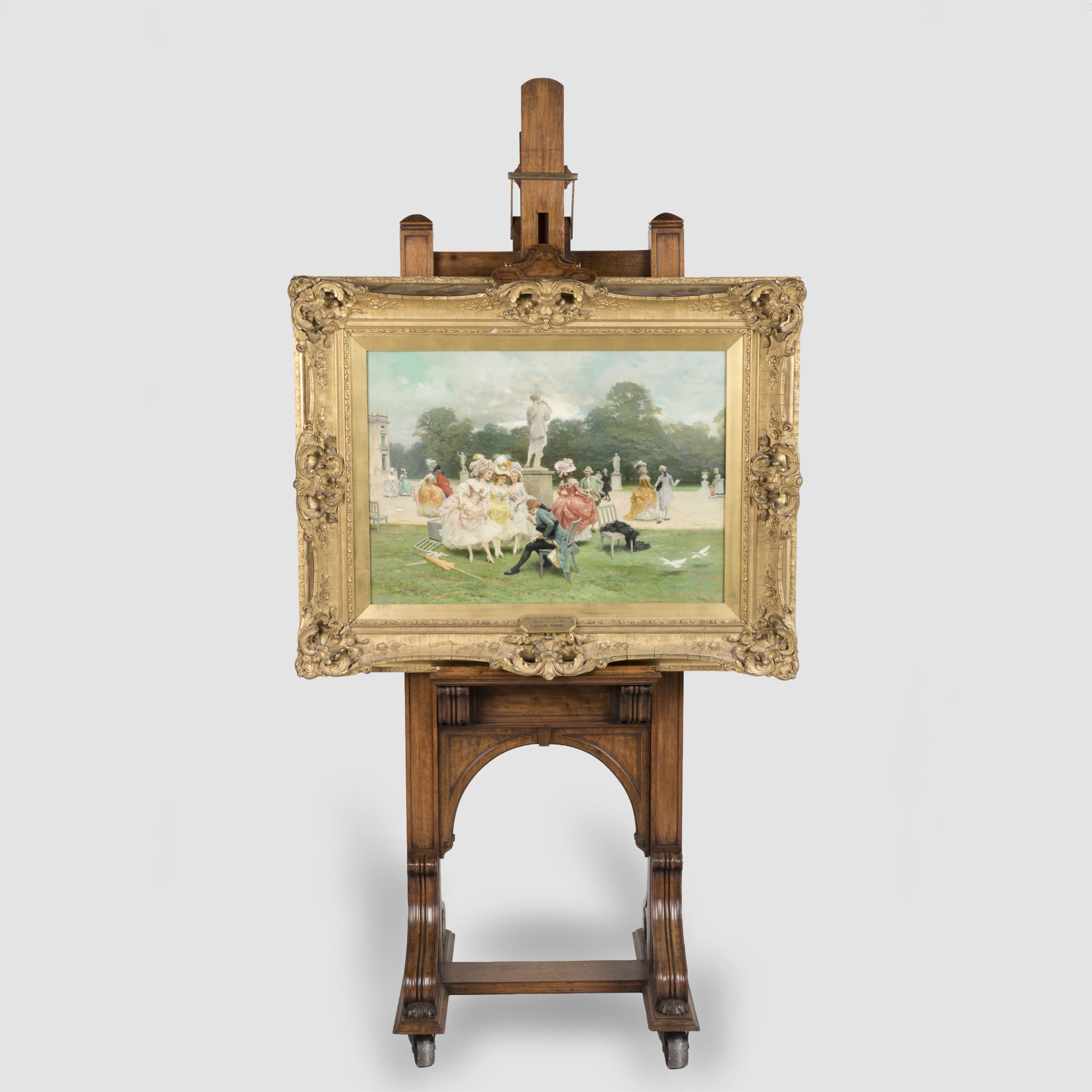 An Elegant Gallery Easel