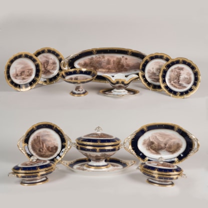 A Gilt & Grisaille Paris Porcelain Dinner Service Retailed by Bazar Frances