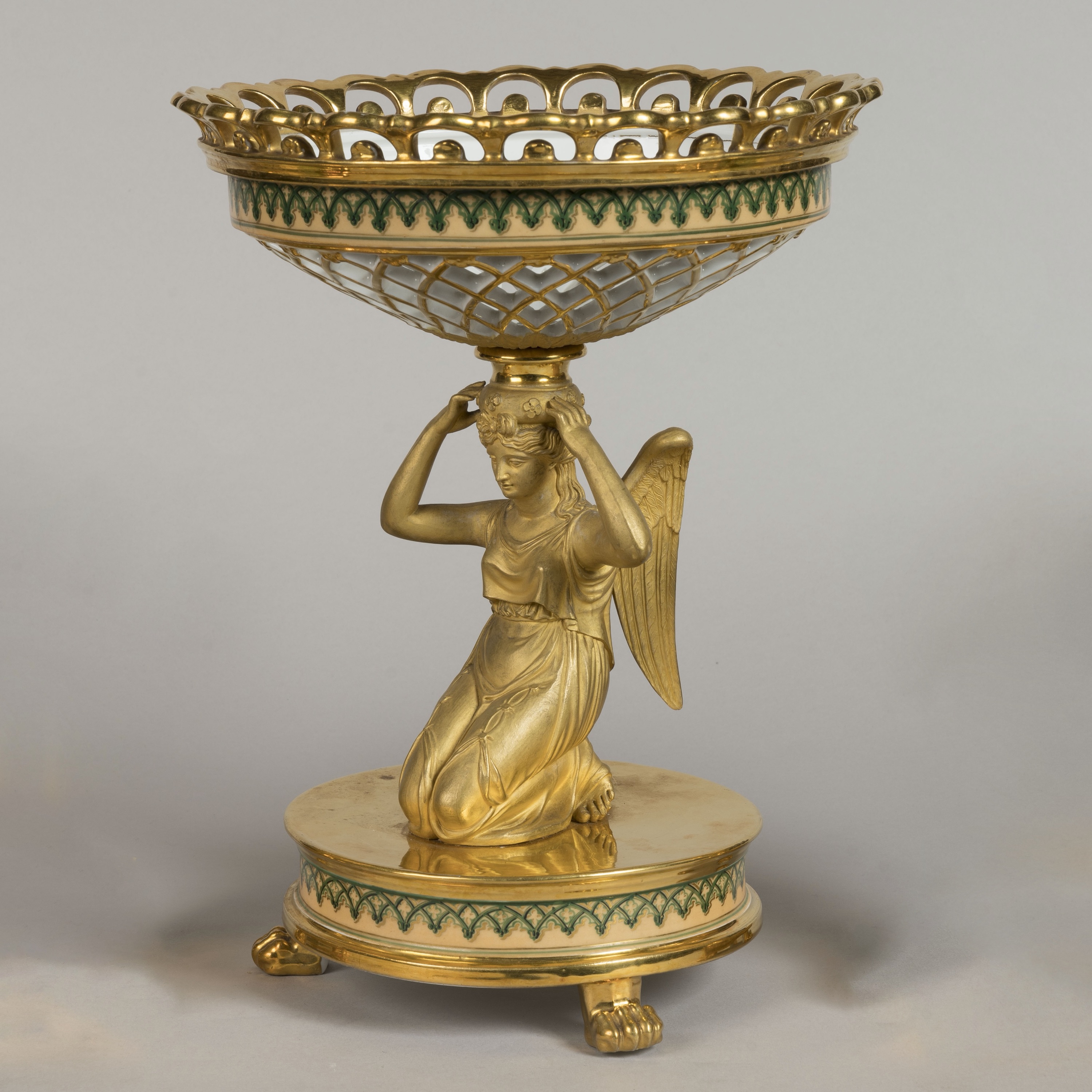 A French Restauration Period Porcelain Service By Darte Frères of Paris