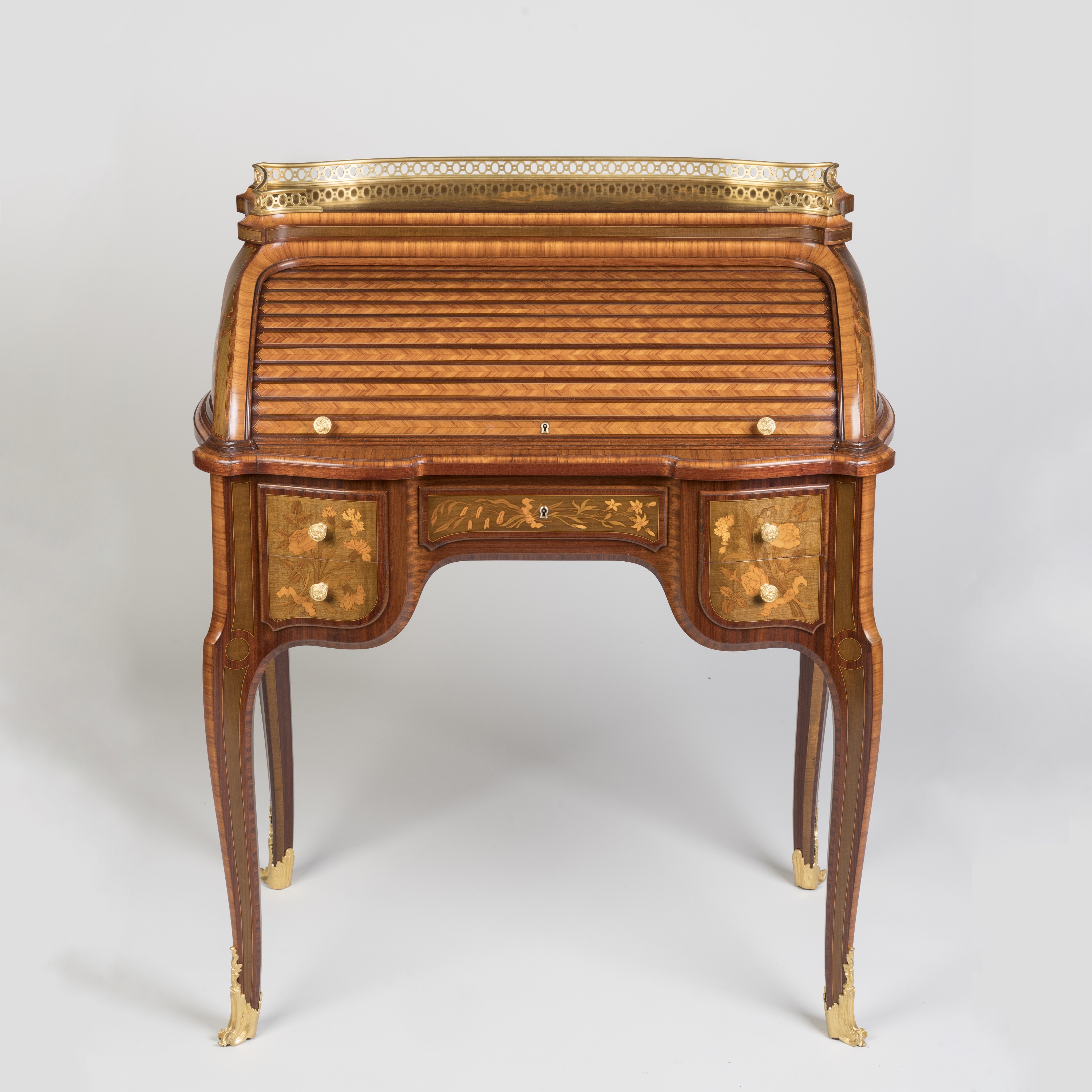 A Bureau à Cylindre in the Transitional Manner by François Linke