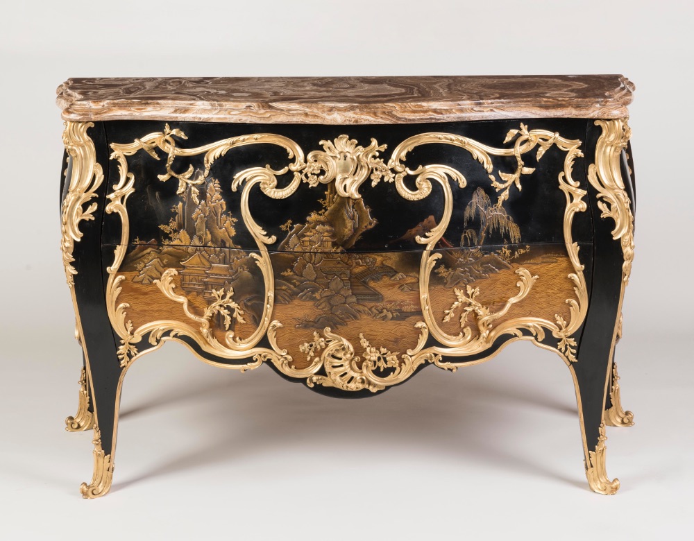 Commodes &amp; Chests