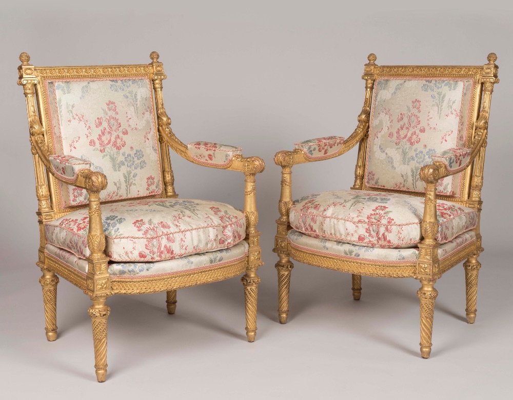 Armchairs &amp; Fauteuils