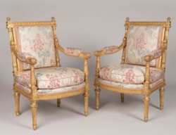 Armchairs & Fauteuils